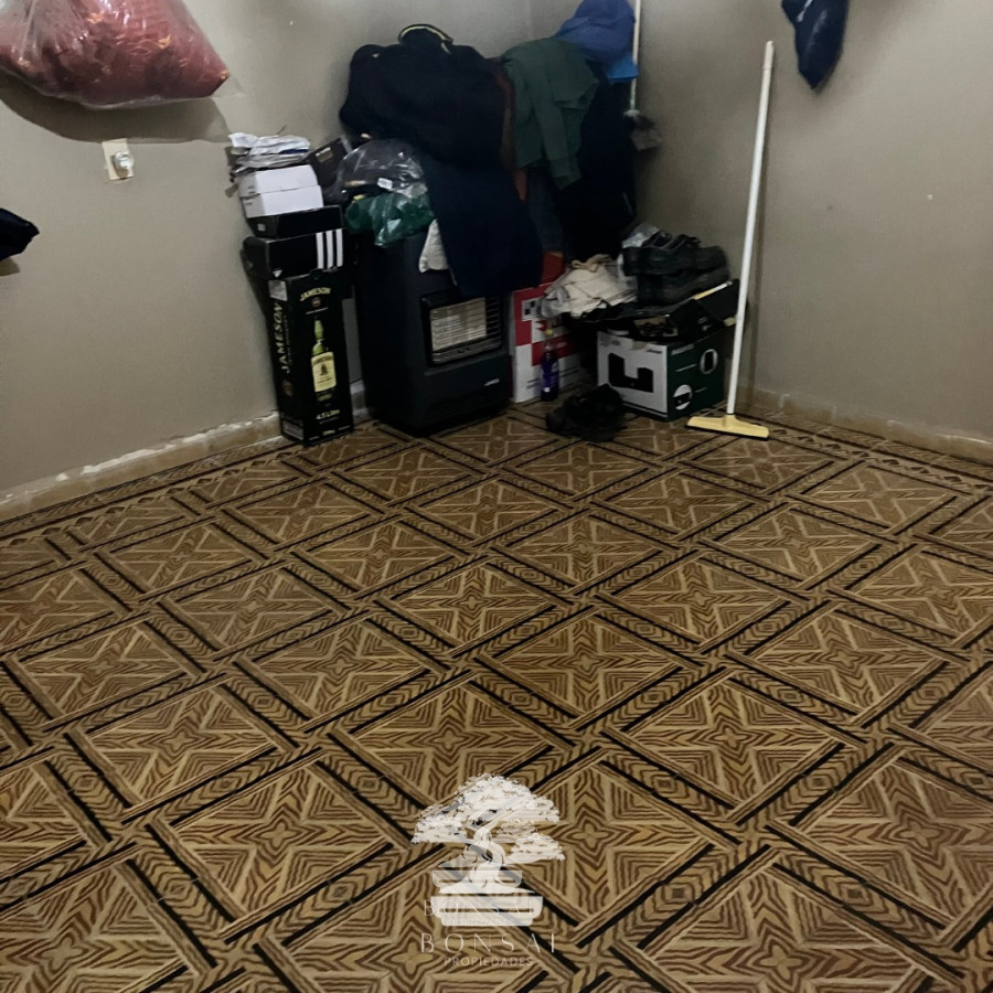 Casa ID.117 - Venta De Casa Con Galpones Y Amplio Terreno Mendoza Florida Mp