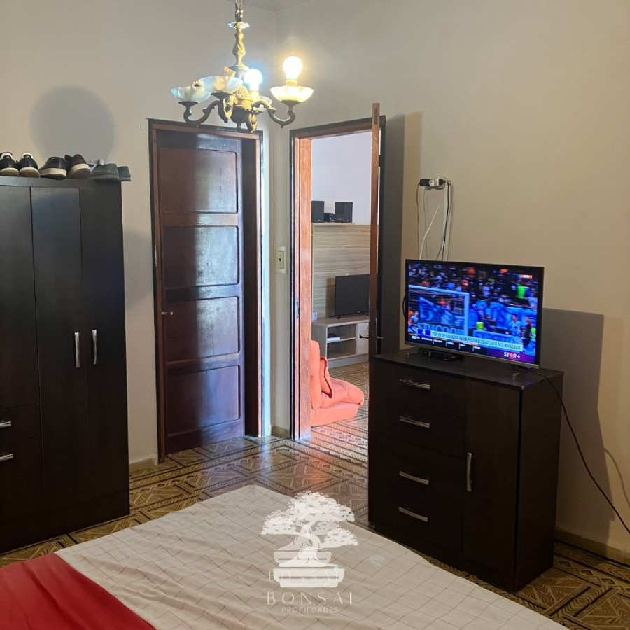 Casa ID.117 - Venta De Casa Con Galpones Y Amplio Terreno Mendoza Florida Mp