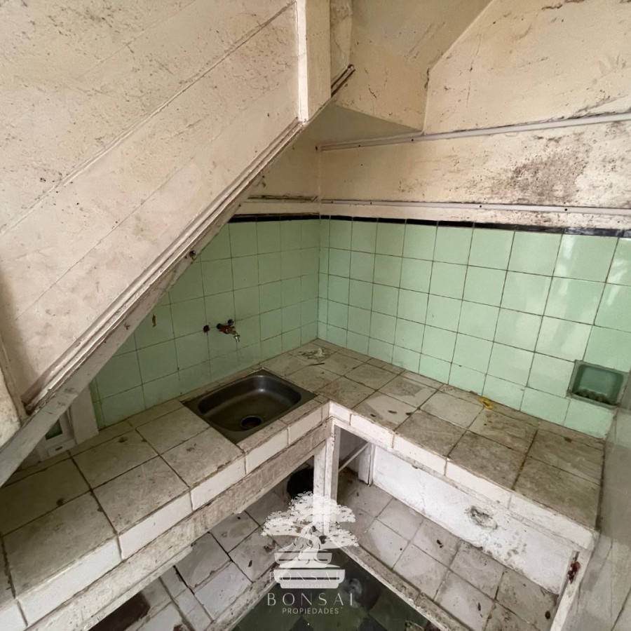 Casa ID.125 - Venta Casa Mas 3 Apartamentos En Mismo Padrón Montevideo G
