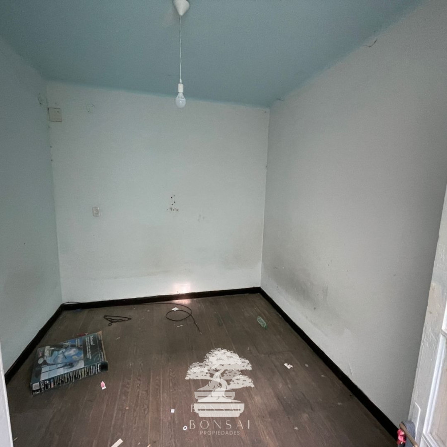 Casa ID.125 - Venta Casa Mas 3 Apartamentos En Mismo Padrón Montevideo G