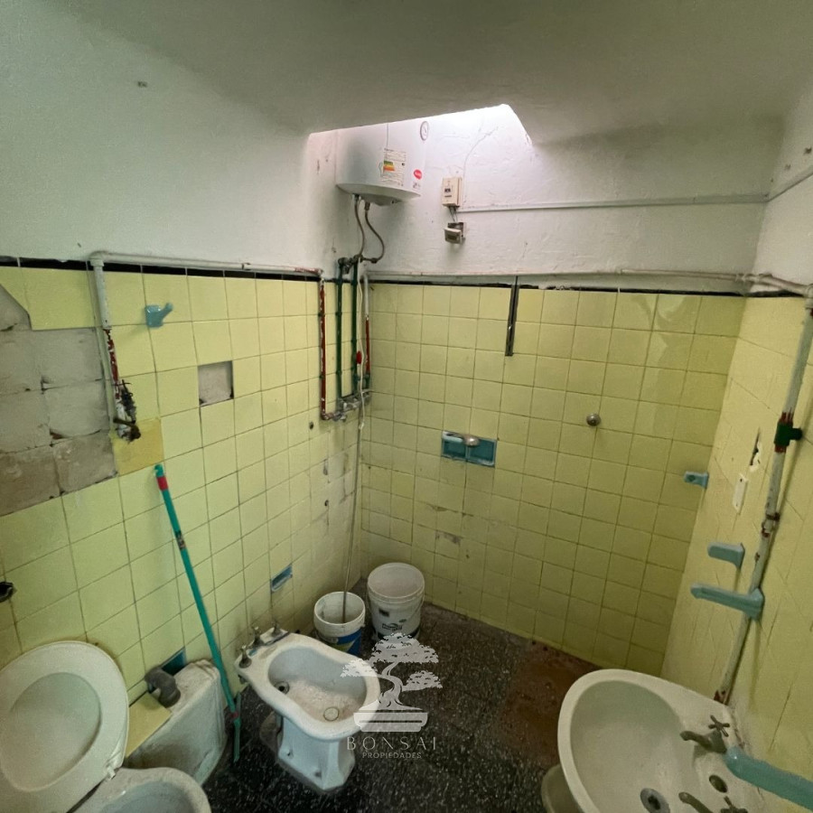 Casa ID.125 - Venta Casa Mas 3 Apartamentos En Mismo Padrón Montevideo G