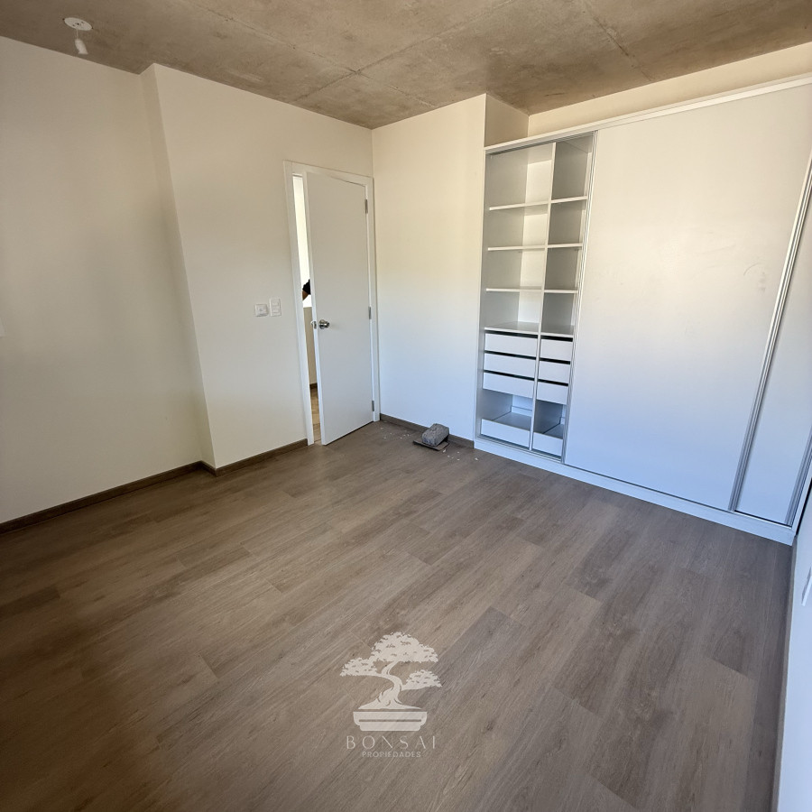Casa ID.427 - Venta Casa a Estrenar 3 dormitorios 2 baños Jardin Parrillero doble cochera Prado Montevideo B