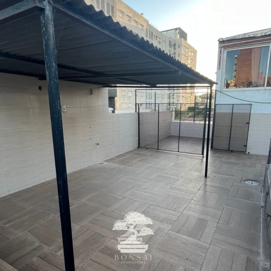 Casa ID.143 - Venta Casa 3 Dormitorios Palermo Montevideo Garage 