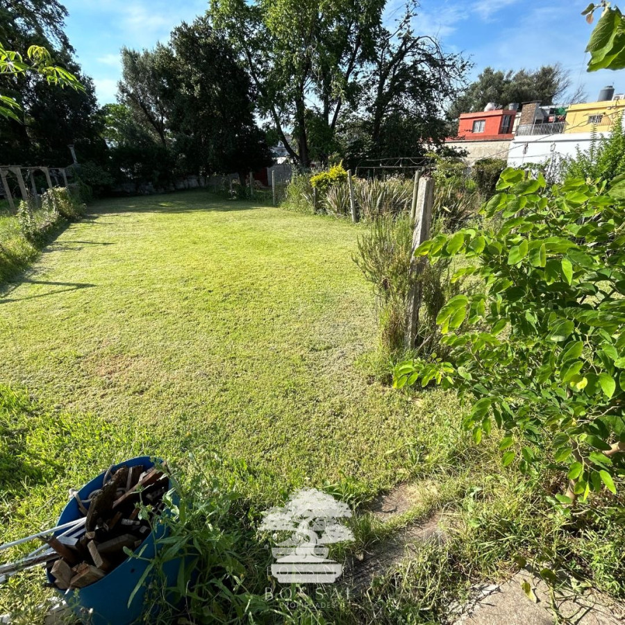 Casa ID.144 - Venta Casa 3 Dormitorios Con Gran Terreno De 600 M² Belvedere Montevideo R