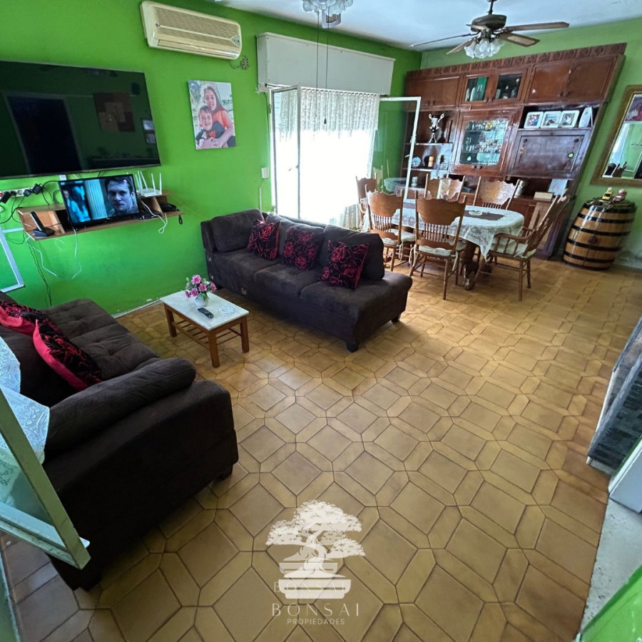 Casa ID.144 - Venta Casa 3 Dormitorios Con Gran Terreno De 600 M² Belvedere Montevideo R
