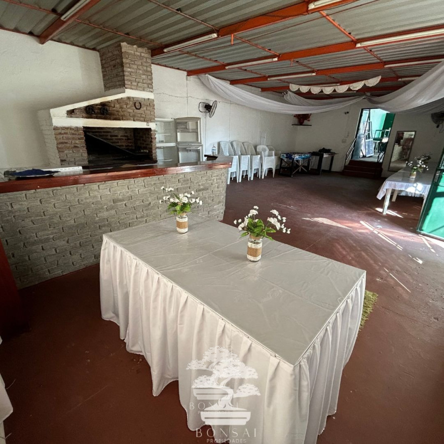 Casa ID.144 - Venta Casa 3 Dormitorios Con Gran Terreno De 600 M² Belvedere Montevideo R