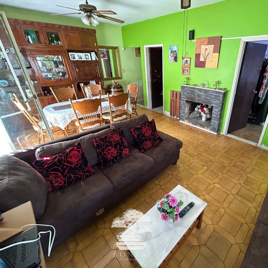 Casa ID.144 - Venta Casa 3 Dormitorios Con Gran Terreno De 600 M² Belvedere Montevideo R