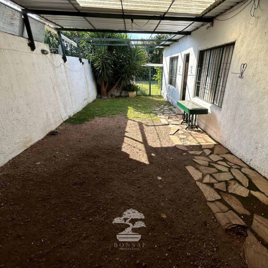 Casa ID.144 - Venta Casa 3 Dormitorios Con Gran Terreno De 600 M² Belvedere Montevideo R