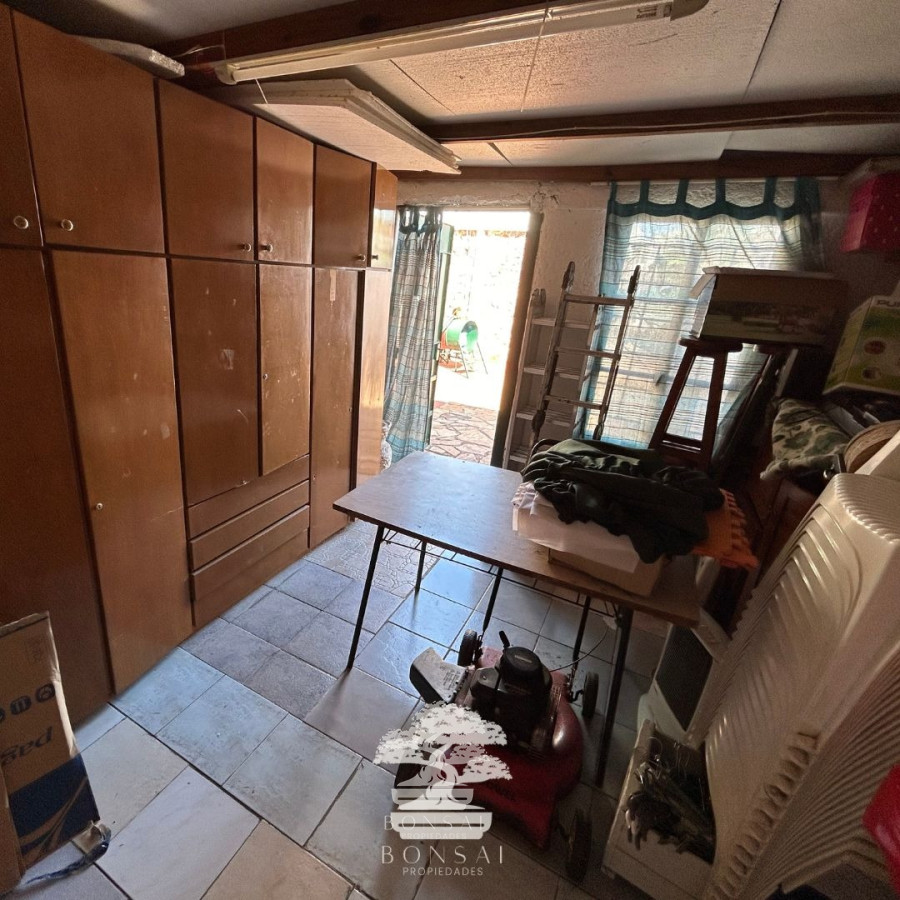 Casa ID.144 - Venta Casa 3 Dormitorios Con Gran Terreno De 600 M² Belvedere Montevideo R