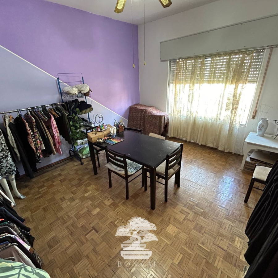 Casa ID.144 - Venta Casa 3 Dormitorios Con Gran Terreno De 600 M² Belvedere Montevideo R