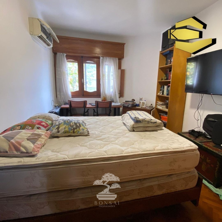 Casa ID.145 - Venta Casa De Altos 3 Dormitorios + Doble Garage La Comercial Montevideo C