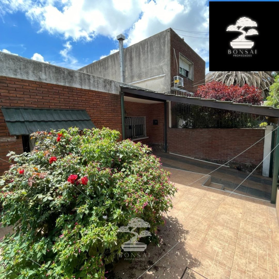 Casa ID.151 - Venta Casa 3 Dormitorios Perez Castellanos Montevideo G 