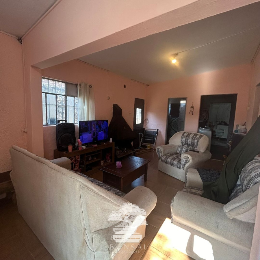 Casa ID.162 - Venta Casa 2 Dormitorios Con Amplio Terreno Florida Mp.