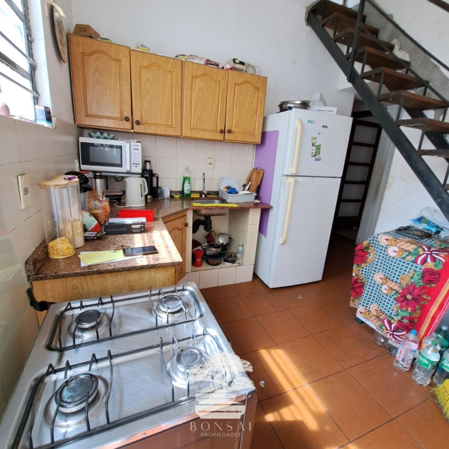 Casa ID.164 - Venta Casa 5 Dormitorios Con Patio Aguada Montevideo B