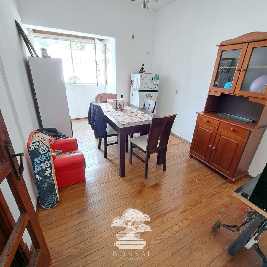 Casa ID.164 - Venta Casa 5 Dormitorios Con Patio Aguada Montevideo B
