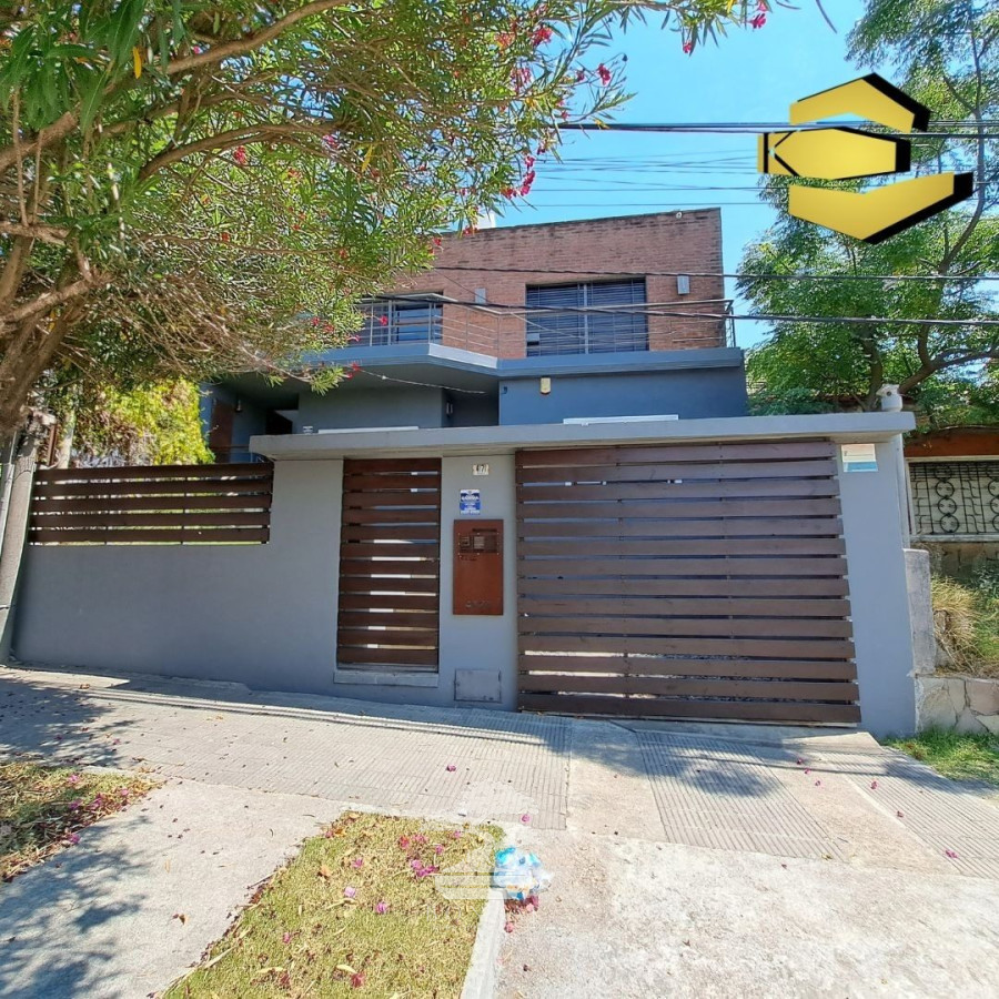 Casa ID.168 - Venta Casa 2 Dormitorios Con Opción A 5 Y/o Negocio Buceo Montevideo B