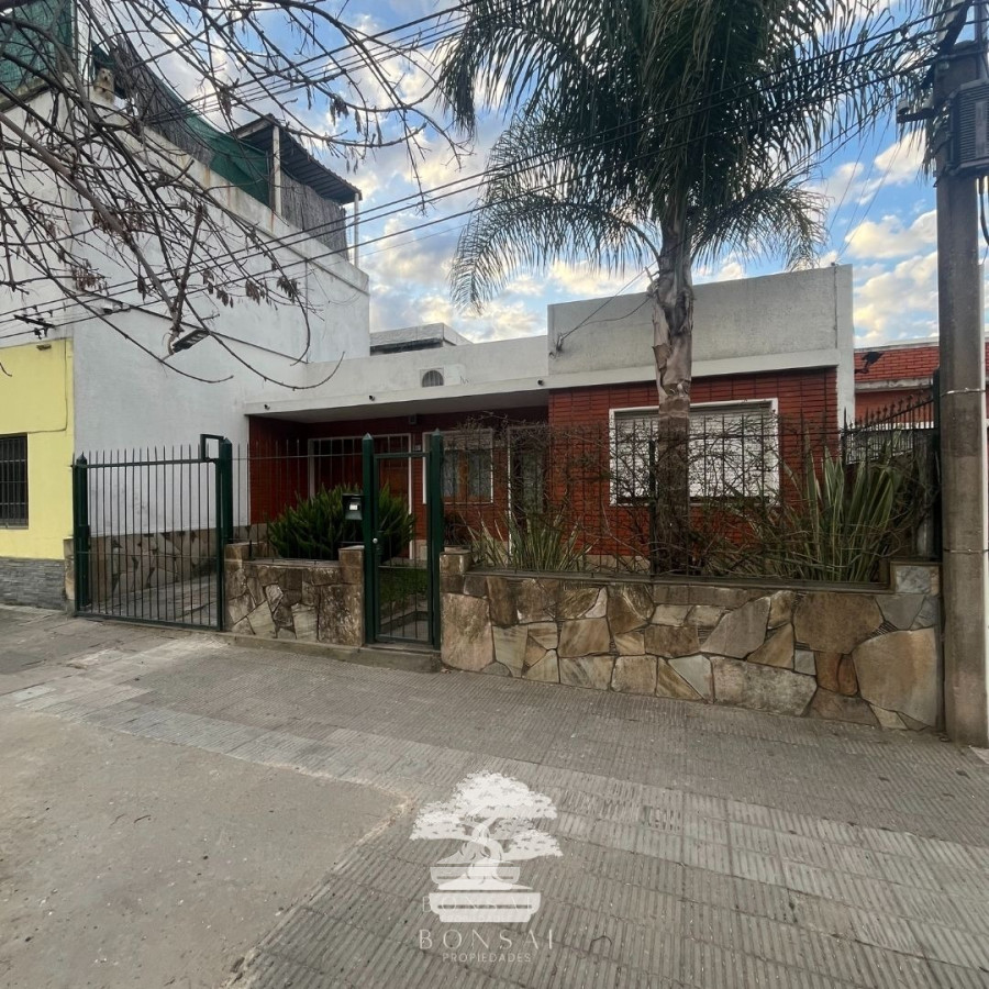 Casa ID.176 - Venta Casa 3 Dormitorios Jacinto Vera Montevideo C