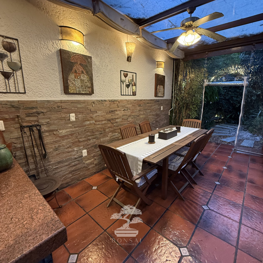 Casa ID.532 - Venta Casa 3 dormitorios + Escritorio 4 Baños Parque Batlle Montevideo B