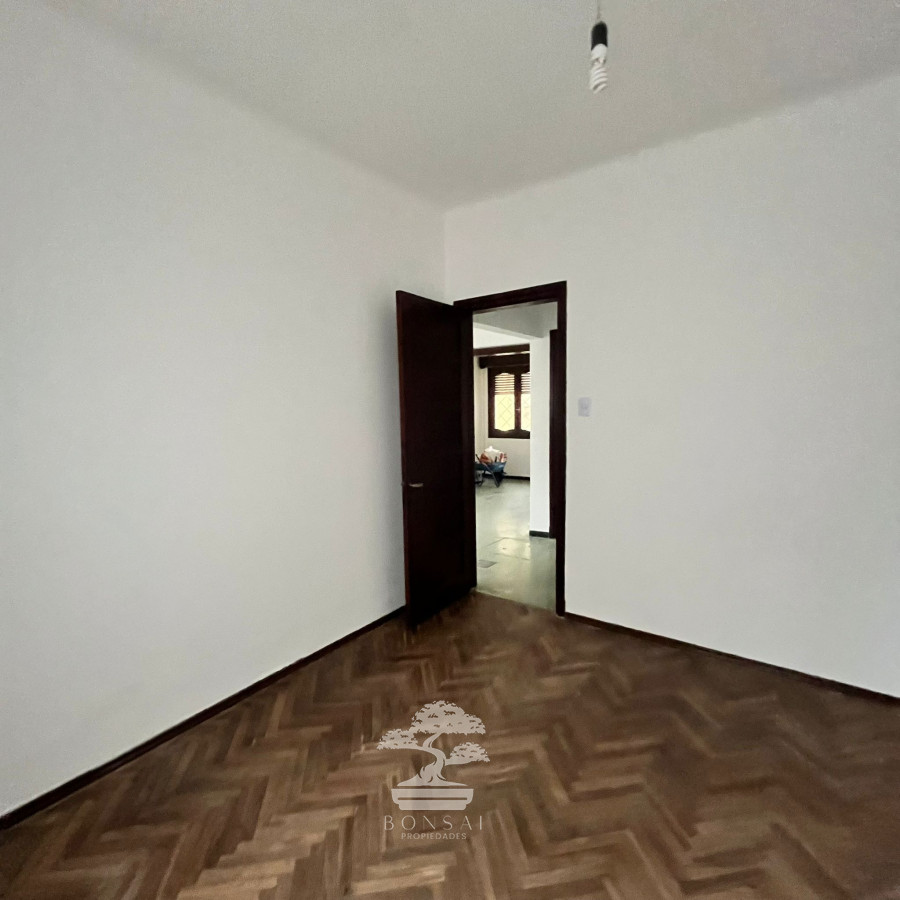 Casa ID.593 - Casa en venta 2 dormitorios La Blanqueada Montevideo V