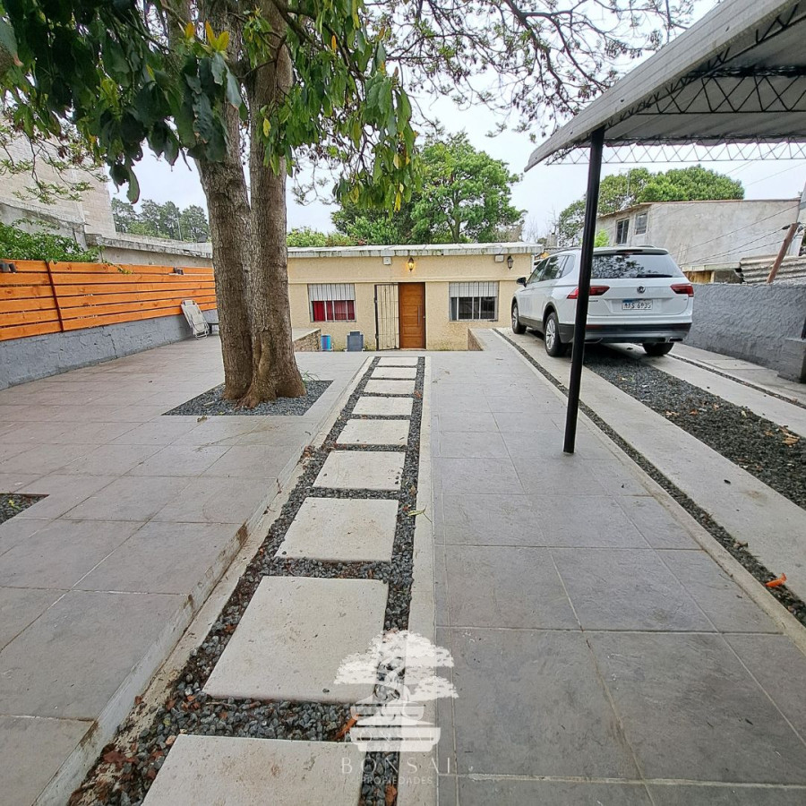 Casa ID.217 - Venta Casa 3 Dormitorios + Casa 1 Dormitorio Jardines Del Hipódromo Montevideo B