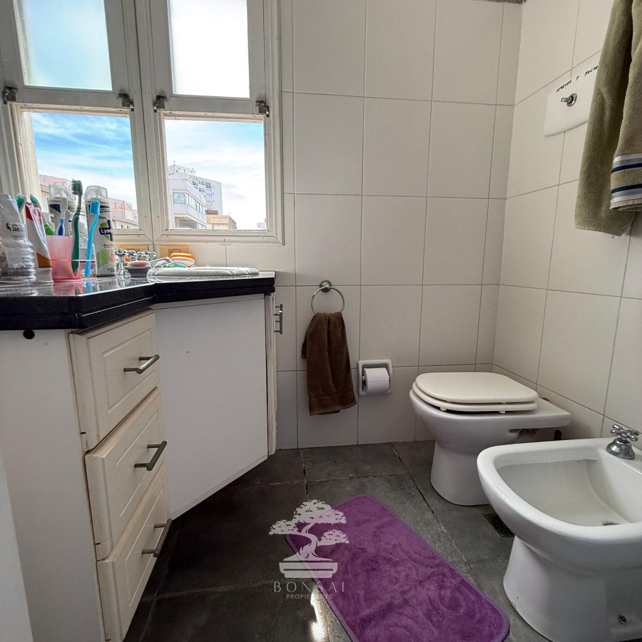 Casa ID.813 - Venta Casa 3 dormitorios + Apartamento Punta del Este C