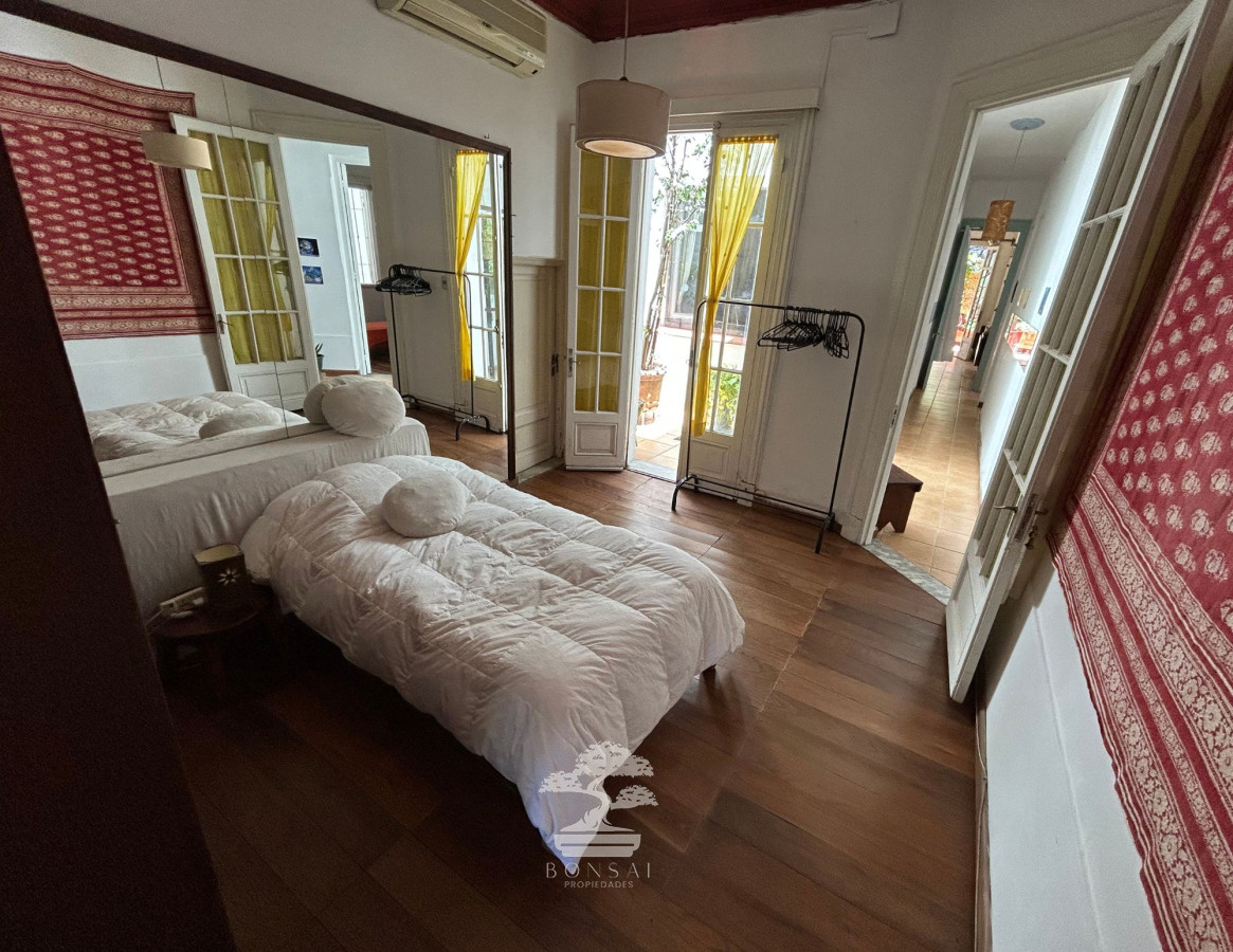 Casa ID.310 - Venta 2 Casas 8 Dormitorios 6 Baños Padrón Unico Pocitos Montevideo Renta +10% R