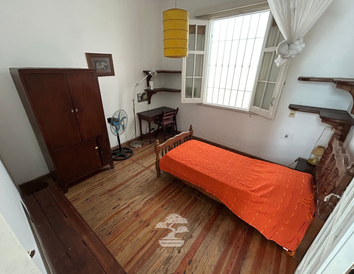 Casa ID.310 - Venta 2 Casas 8 Dormitorios 6 Baños Padrón Unico Pocitos Montevideo Renta +10% R