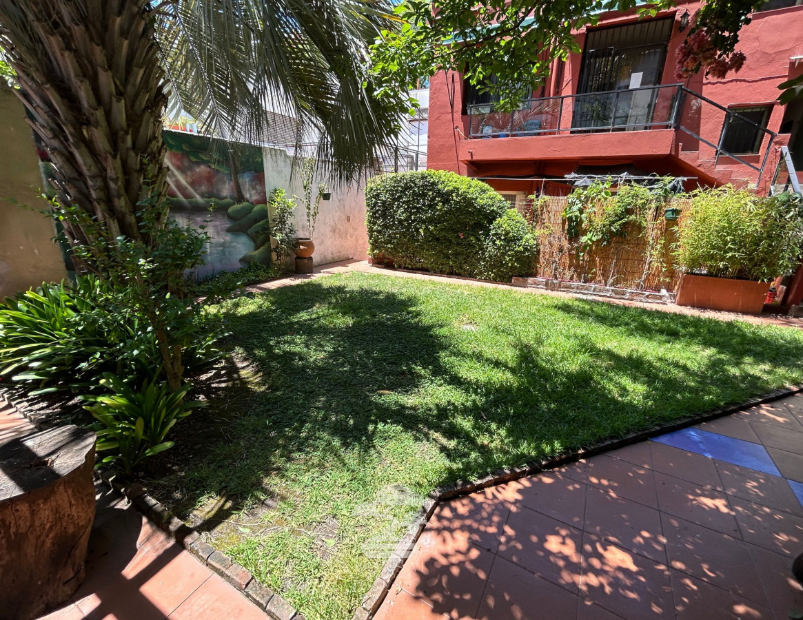 Casa ID.310 - Venta 2 Casas 8 Dormitorios 6 Baños Padrón Unico Pocitos Montevideo Renta +10% R