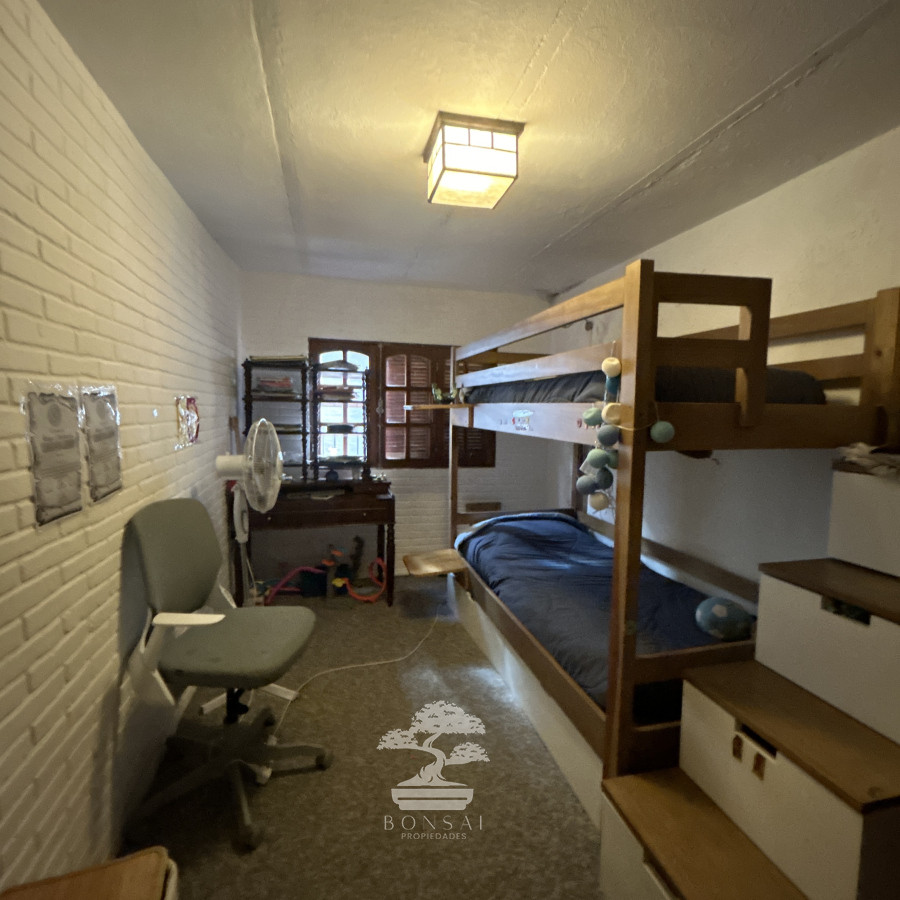 Casa ID.429 - Alquiler Casa 4 Dormitorios Cordón Montevideo Lr