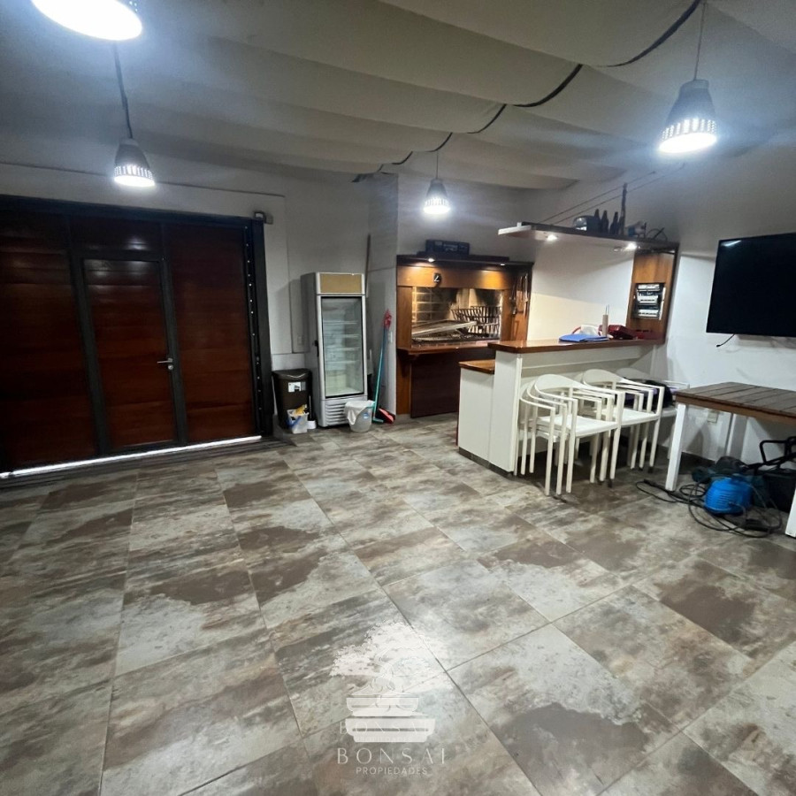 Casa ID.60 - Alquiler Casa 3 Dormitorios Con Cochera Y Piscina Malvin Montevideo C