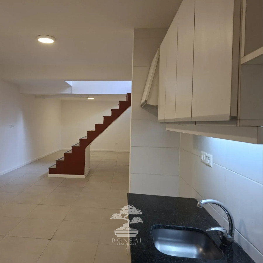 Casa ID.1205 - Alquiler Monoambiente Cordon Montevideo LP