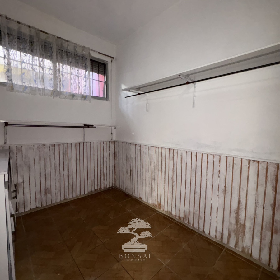 Casa ID.1028 - Alquiler Casa 3 dormitorios La Blanqueada Montevideo E