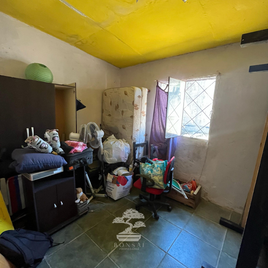 Casa ID.413 - Venta Casa a reciclar con Terreno Piedras Blancas Montevideo C