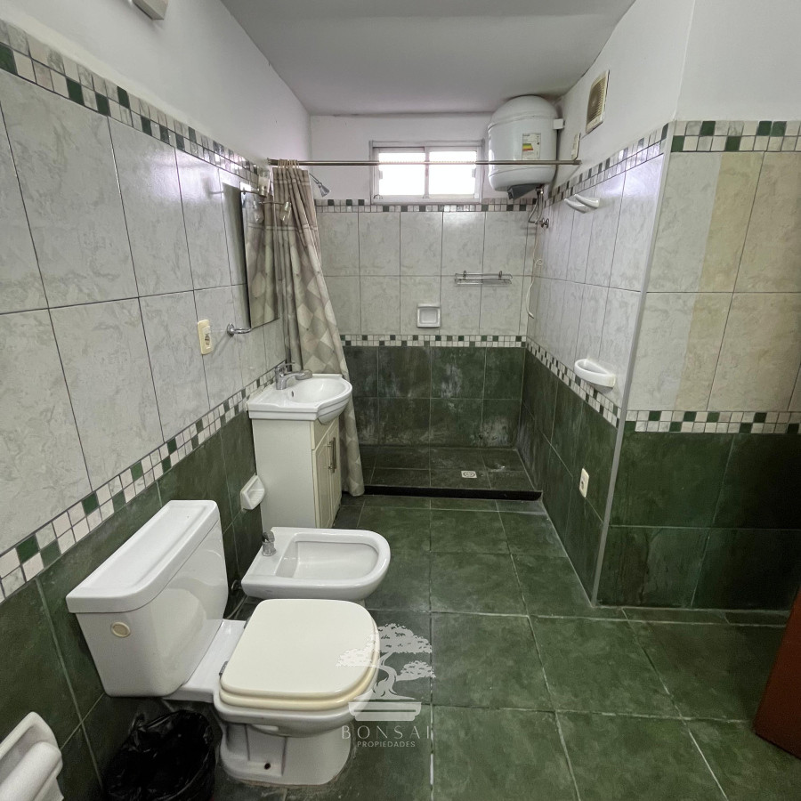 Casa ID.527 - Venta Casa 2 dormitorios + Apartamento Villa Española Montevideo C