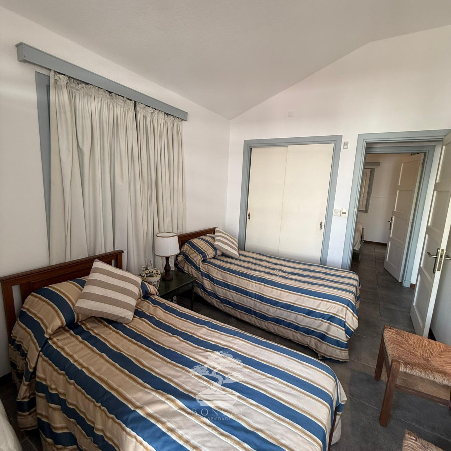 Casa ID.813 - Venta Casa 3 dormitorios + Apartamento Punta del Este C