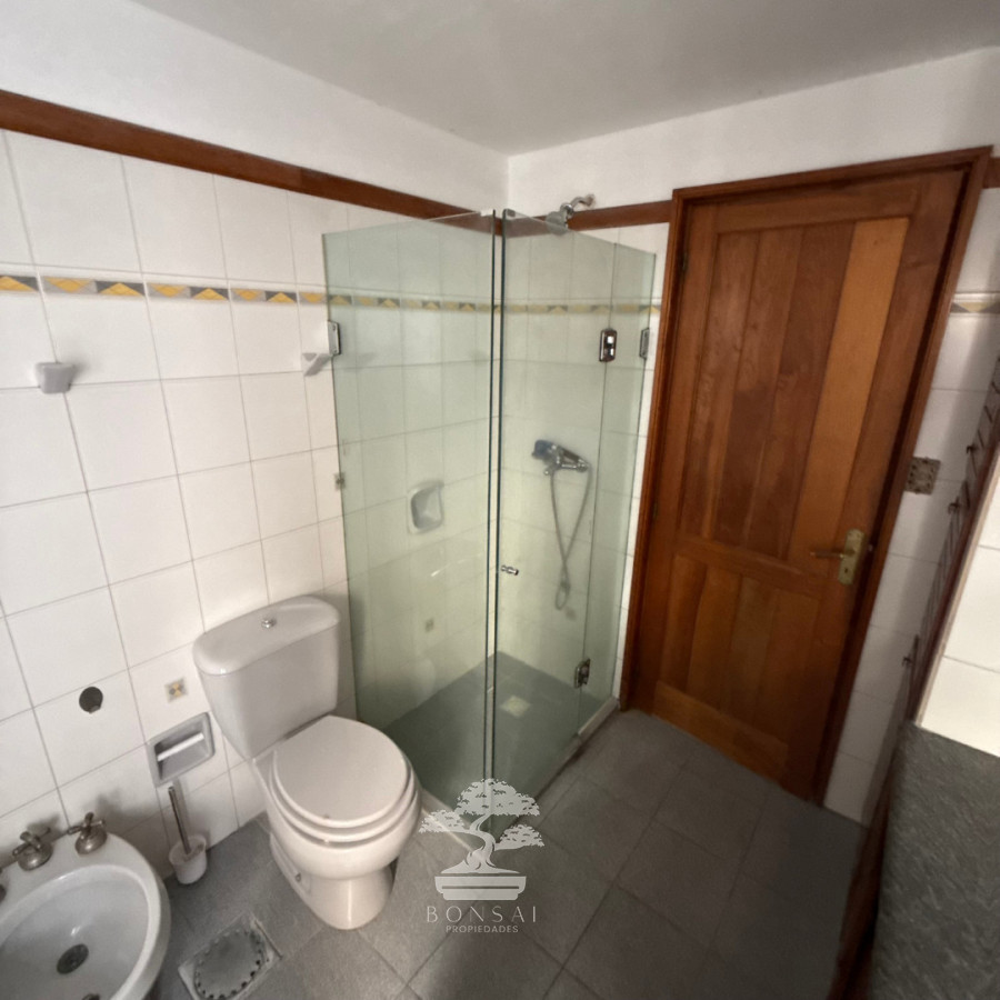 Casa ID.935 - Venta Casa 4 Dormitorios Cordon Montevideo N
