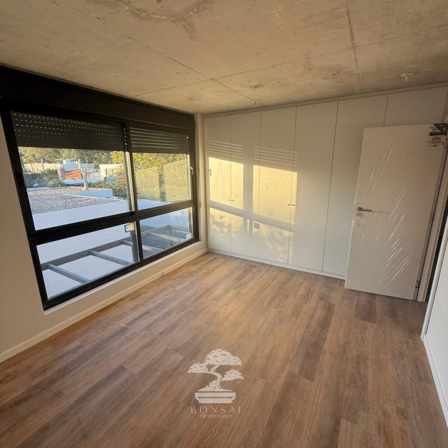 Casa ID.913 - Venta Casa 3 Dormitorios a Estrenar Barra de Carrasco Montevideo F 