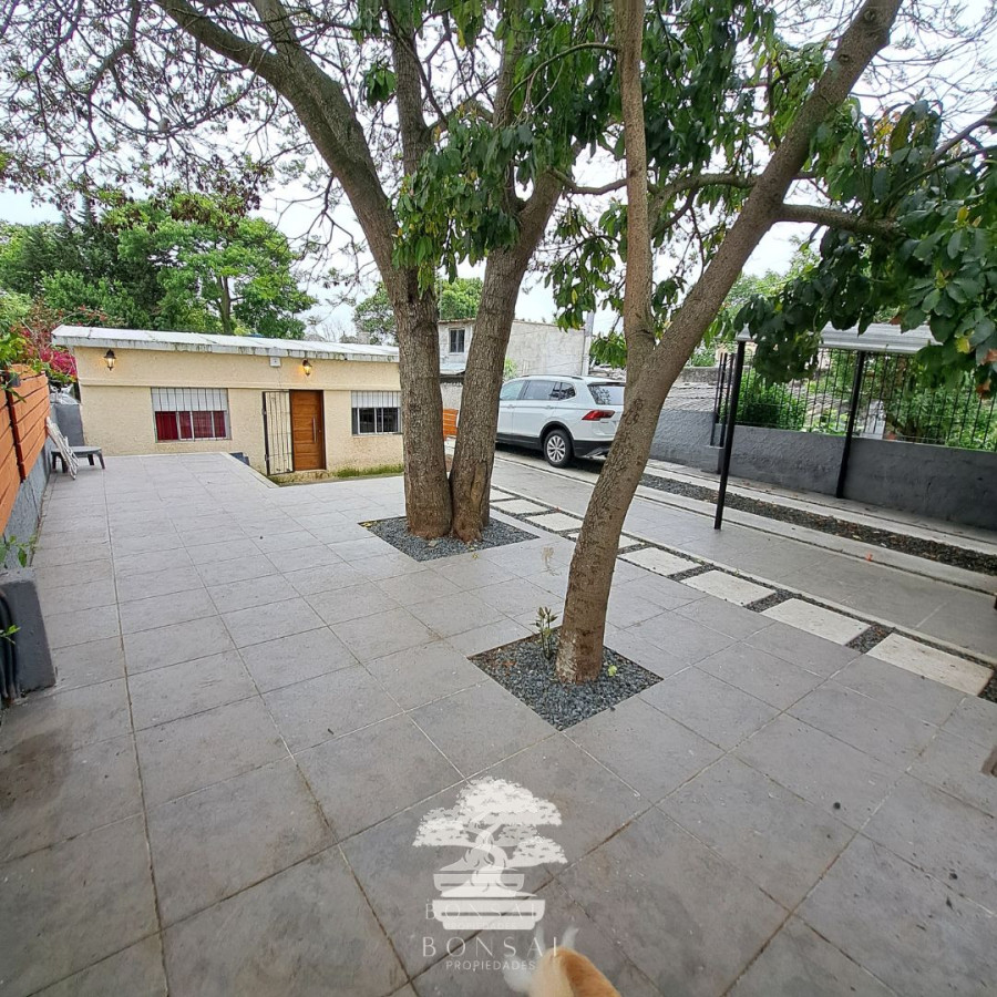 Casa ID.217 - Venta Casa 3 Dormitorios + Casa 1 Dormitorio Jardines Del Hipódromo Montevideo B