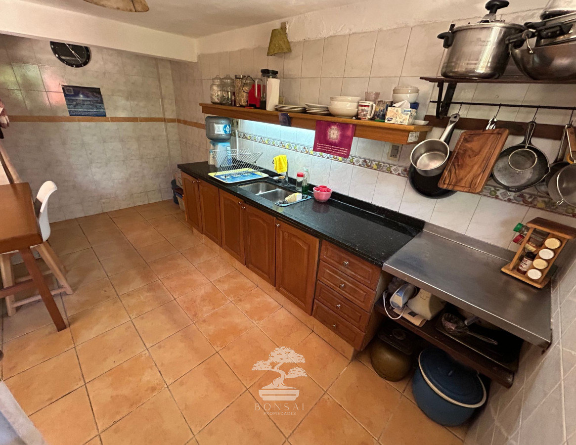 Casa ID.310 - Venta 2 Casas 8 Dormitorios 6 Baños Padrón Unico Pocitos Montevideo Renta +10% R