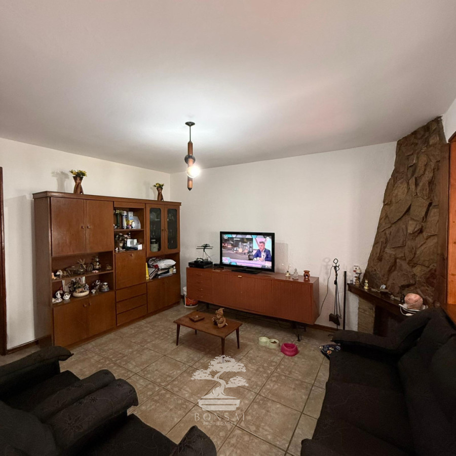 Casa ID.953 - Venta Casa 2 dormitorios Garaje Brazo Oriental Montevideo C