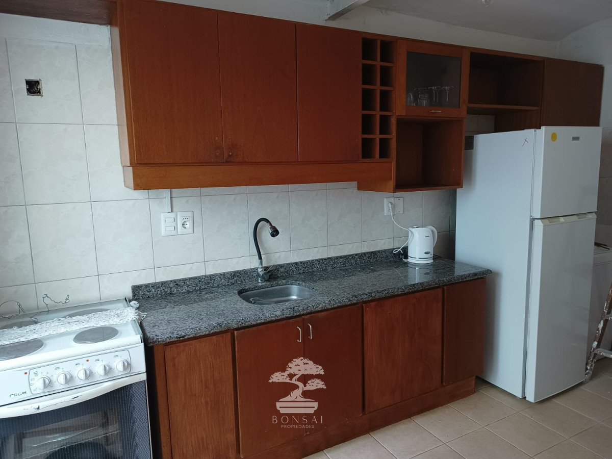 Casa ID.391 - Alquiler Casa 2 Dormitorios Ciudad Vieja Montevideo V