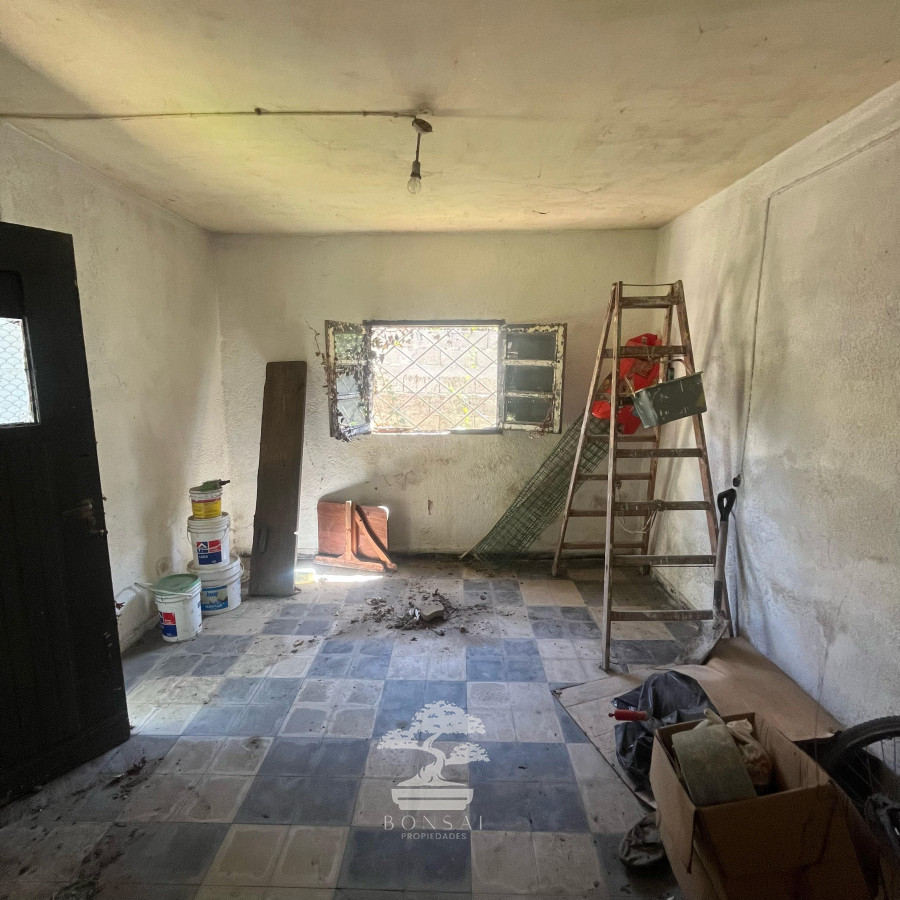 Casa ID.413 - Venta Casa a reciclar con Terreno Piedras Blancas Montevideo C