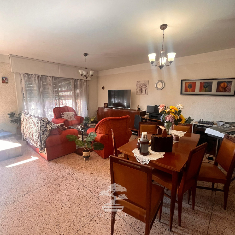 Casa ID.732 - Venta Casa 3 dormitorios Villa Española Montevideo C
