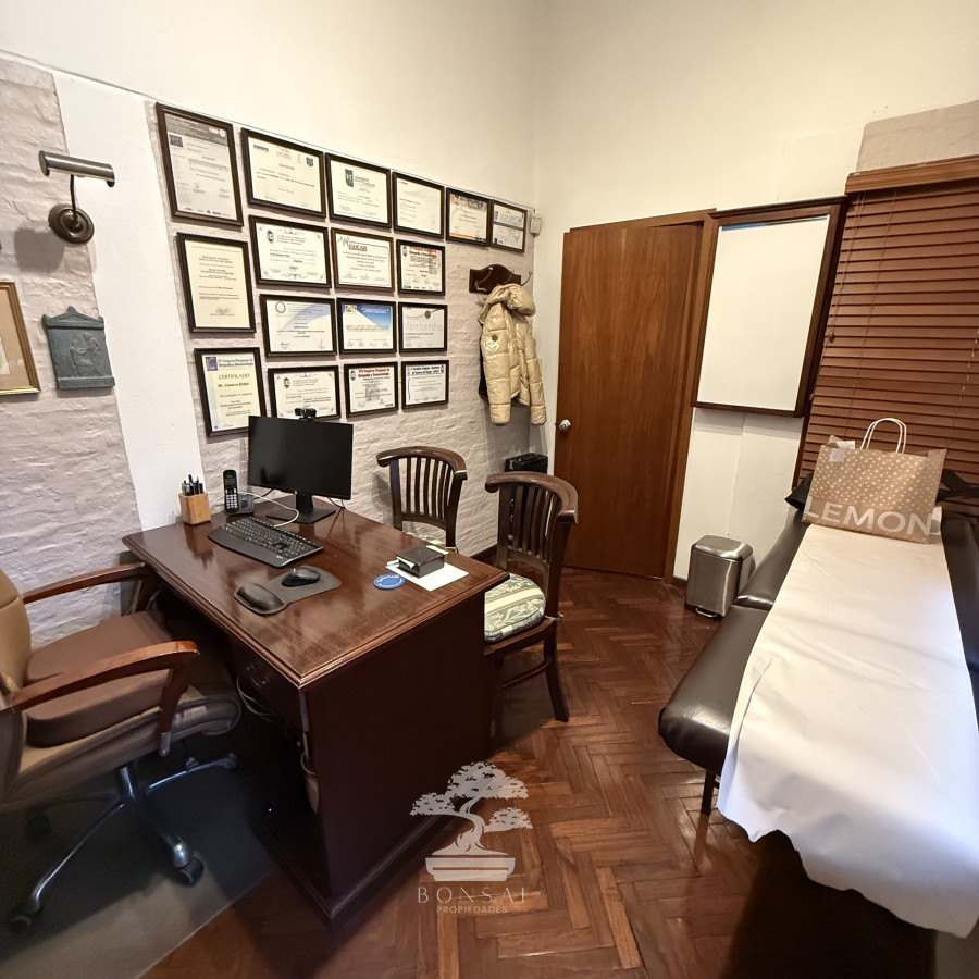 Casa ID.532 - Venta Casa 3 dormitorios + Escritorio 4 Baños Parque Batlle Montevideo B