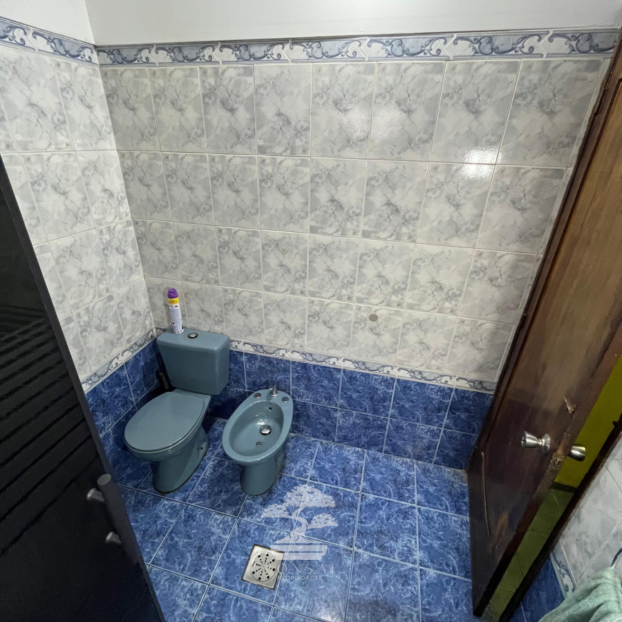 Casa ID.527 - Venta Casa 2 dormitorios + Apartamento Villa Española Montevideo C