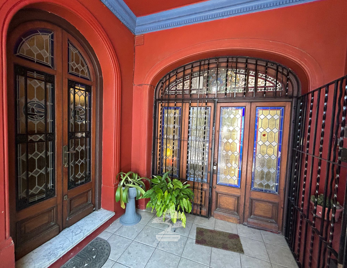 Casa ID.242 - Venta 2 casas en mismo padrón 8 Dormitorios 6 baños Pocitos Montevideo Renta +10% R