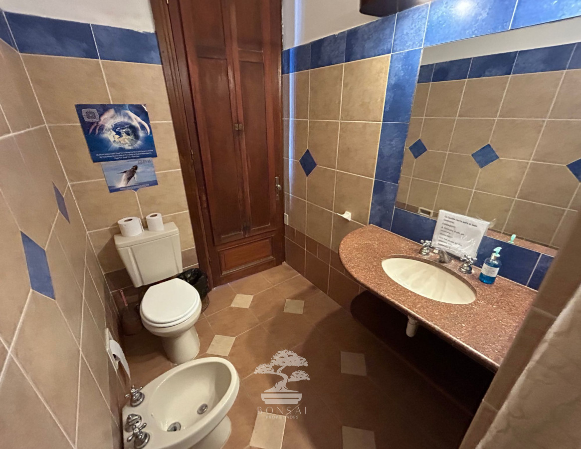 Casa ID.310 - Venta 2 Casas 8 Dormitorios 6 Baños Padrón Unico Pocitos Montevideo Renta +10% R