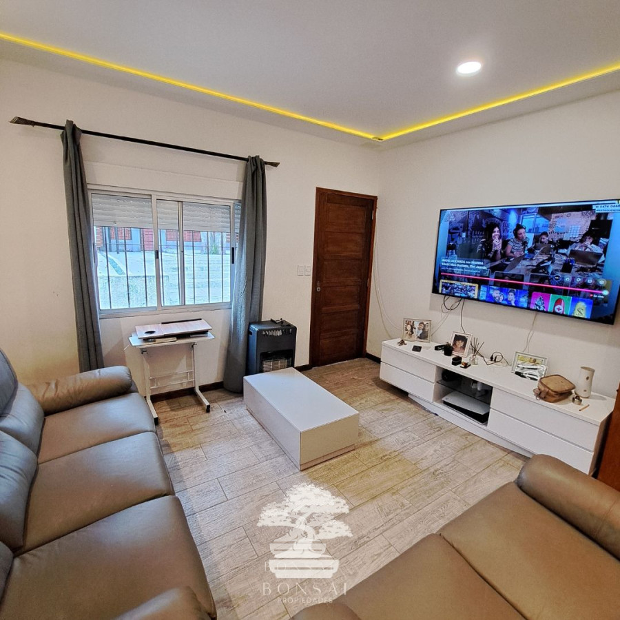 Casa ID.217 - Venta Casa 3 Dormitorios + Casa 1 Dormitorio Jardines Del Hipódromo Montevideo B
