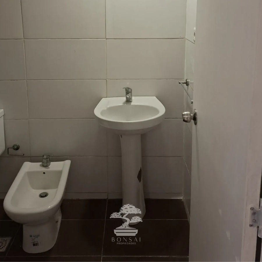 Casa ID.1205 - Alquiler Monoambiente Cordon Montevideo LP