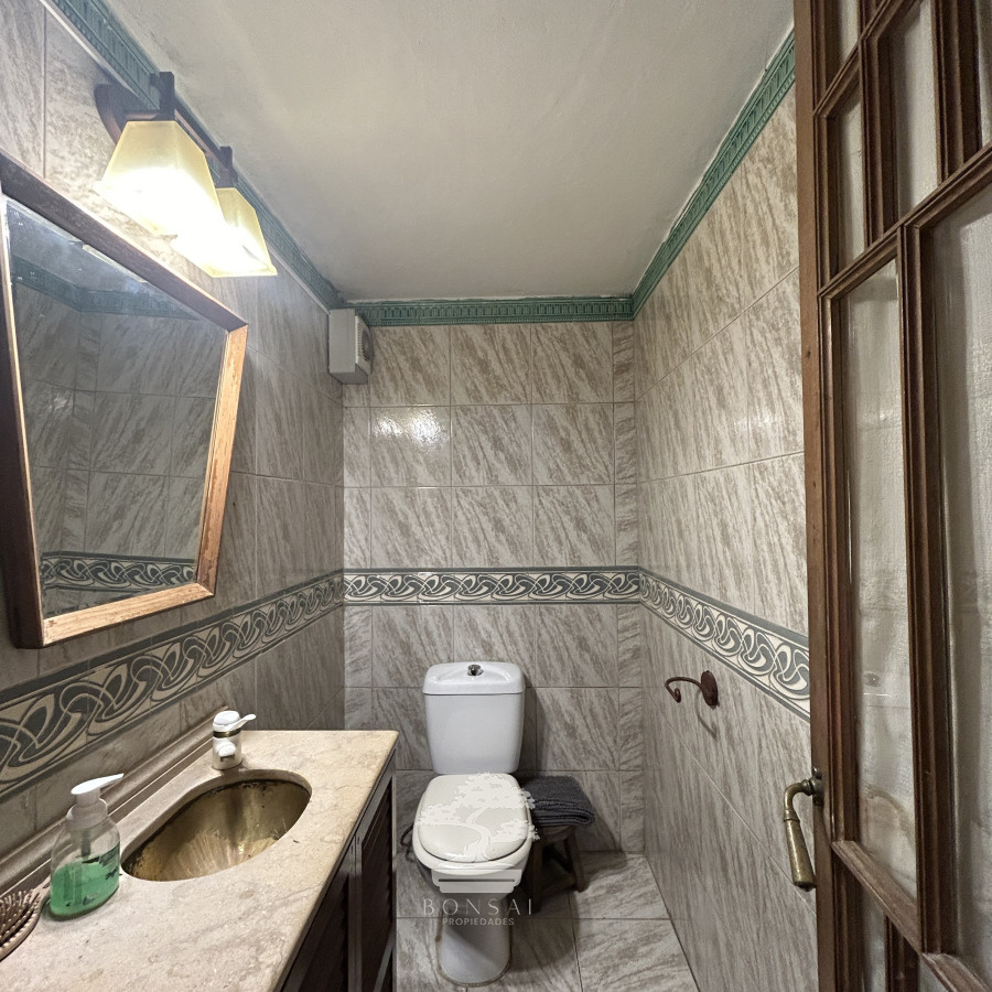 Casa ID.429 - Alquiler Casa 4 Dormitorios Cordón Montevideo Lr